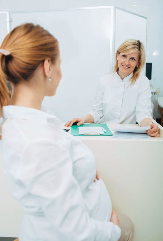 Schwangerschaft, angestellte, Zahnarzt, Praxis, Mutterschutz